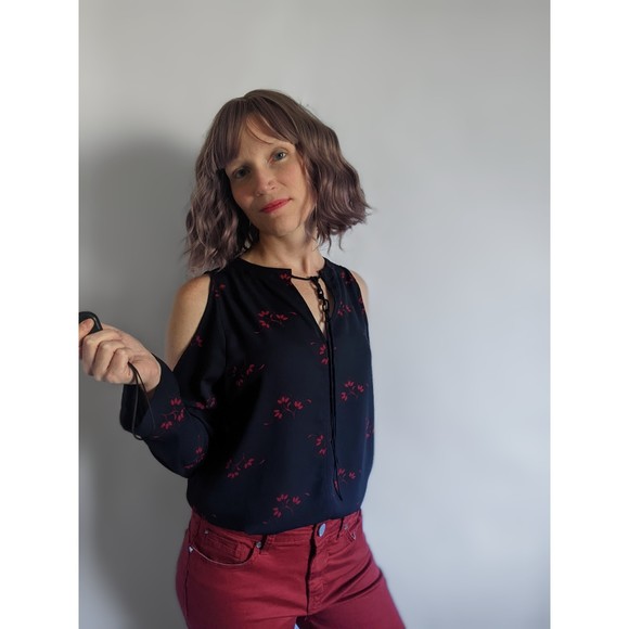 LOFT floral print cold shoulder. Long sleeve tie neck blouse, Navy & Red. sz M - Picture 5 of 12